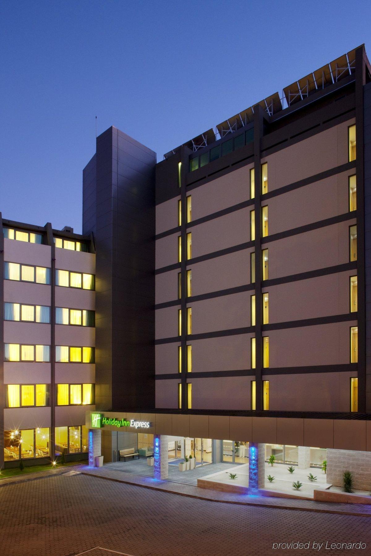 Holiday Inn Express Lisbon Airport, An Ihg Hotel Exterior photo